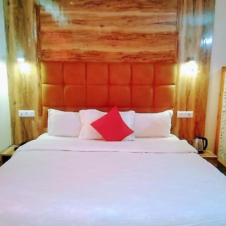 Holiday Hill Mountain View With Balcony McLeod Ganj Εξωτερικό φωτογραφία
